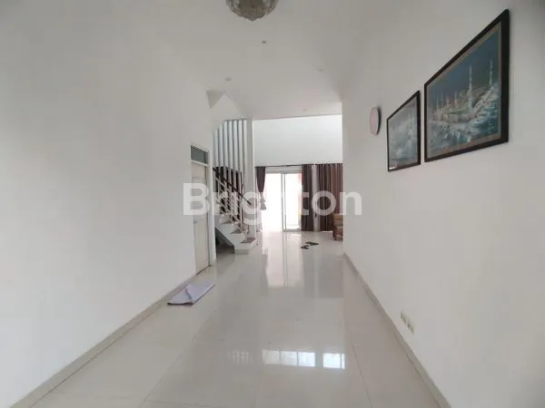 image RUMAH SIDOSERMO PDK 2 LANTAI LOKASI STRATEGIS (3)