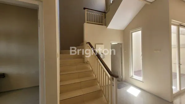 image NATURA RESIDENCE, RUMAH 2 LANTAI DEKAT PUSAT KOTA SIDOARJO (4)