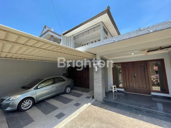 image RUMAH 2 LANTAI MODERN DI JL PORONG SURABAYA (2)