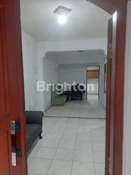 image RUMAH 2 LANTAI LARANGAN  KOTA TANGERANG (6)