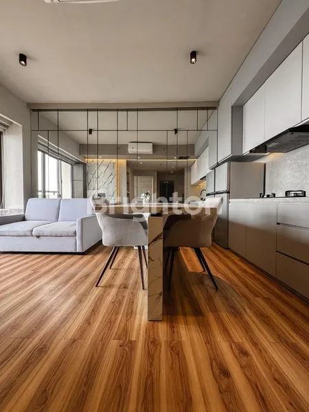 image APARTEMEN WATERPLACE TOWER A LANTAI 25 FULL FURNISH PAKUWON INDAH SURABAYA BARAT  (2)