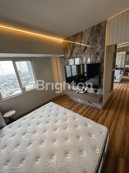 image APARTEMEN WATERPLACE TOWER A LANTAI 25 FULL FURNISH PAKUWON INDAH SURABAYA BARAT  (6)