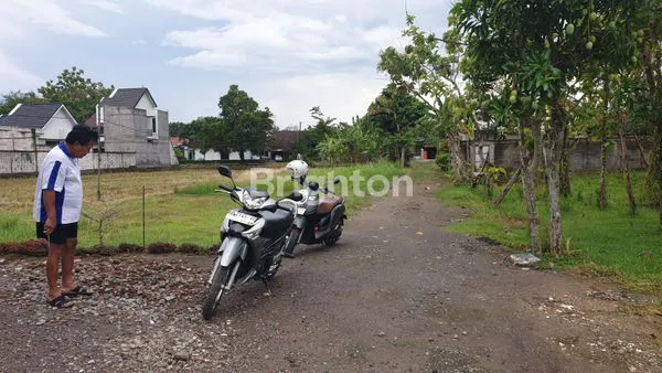 image TANAH 238 M2 DI KARANGMALANG SRAGEN  (2)