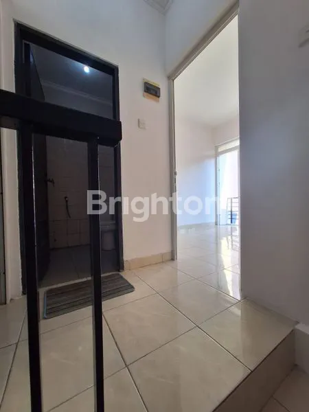 image DIJUAL RUMAH RENOV SIAP HUNI DI PARK RESIDENCE – TAMAN SURYA 5, PEGADUNGAN, KALIDERES, JAKARTA BARAT (2)