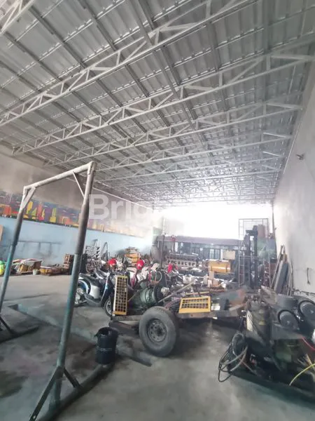 image TEMPAT USAHA BENGKEL MOBIL JL I GUSTI NGURAH RAI DUREN SAWIT JAKARTA TIMUR  (8)