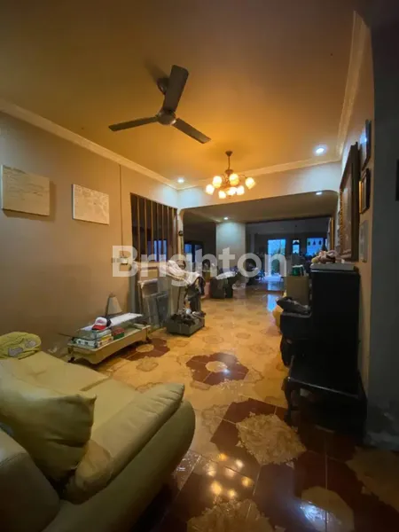 image RUMAH RUNGKUT ASRI DEKAT KE JALAN RAYA, LINGKUNGAN NYAMAN, LOKASI STRATEGIS DEKAT MERR  (3)