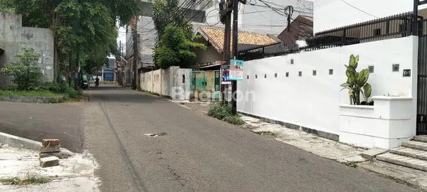 image RUMAH STRATEGIS CILANDAK, DEKAT TOL & LRT (2)