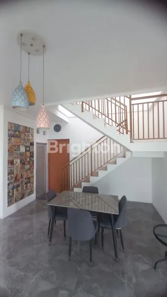 RUMAH 2 LANTAI DI CLUSTER ORIANA PERMATA, BINTARO JAYA SEKTOR 9 TANGERANG SELATAN