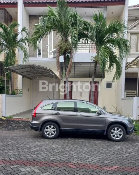 image RUMAH SIAP HUNI 2 LANTAI FULL FURNISH CAKEP GRAND CITY REGENCY RUNGKUT ONE GATE SYSTEM DEKAT MERR, UPN, TRANSMART, PURIMAS, NIRWANA EKSEKUTIF, UBAYA TENGGILIS (1)