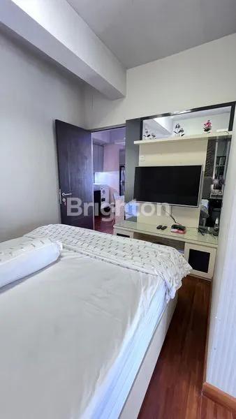 image APARTMEN 2BR POJOKAN VIEW KOLAM & KOTA (4)