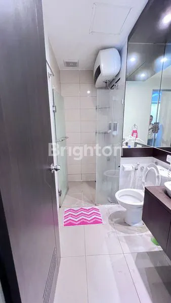 image APARTMEN 2BR POJOKAN VIEW KOLAM & KOTA (6)