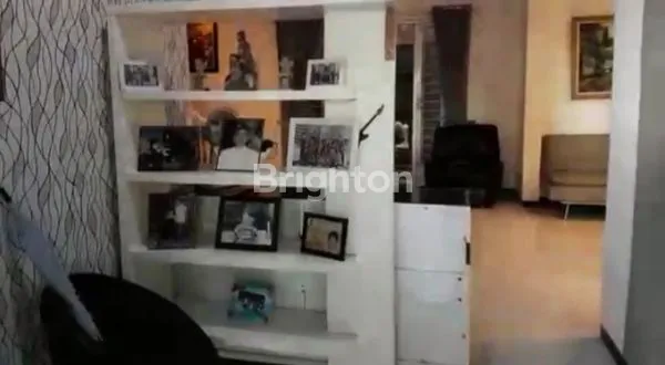 image RUMAH BESAR 2 LANTAI DI PONDOK CANDRA  HUNIAN YG BAGUS, TERAWAT DAN SIAP HUNI (18)