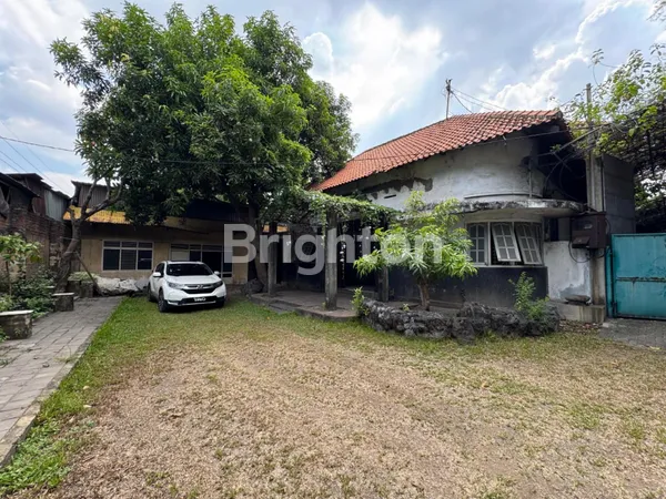 image TANAH + BANGUNAN KOMERSIAL DI RAYA MASTRIP KARANGPILANG !! (1)