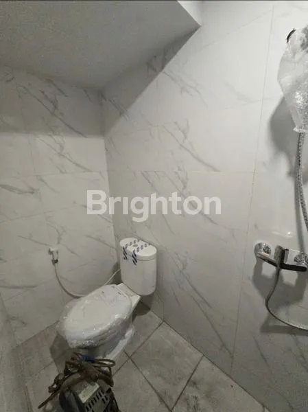 image RUMAH BARU GRESS PANTAI MENTARI ROW JALAN LUAS (4)