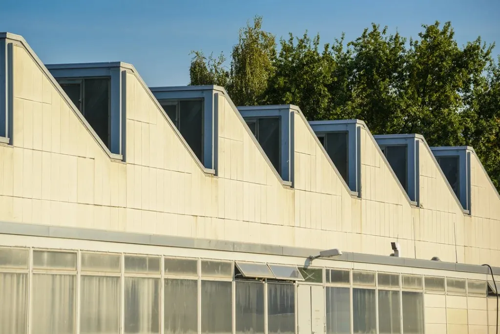 atap rumah gergaji model atap rumah terbaik3