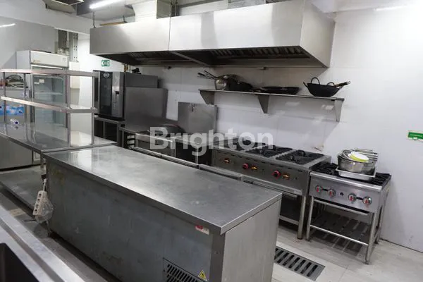 image TEMPAT USAHA EX RESTO PUSAT KOTA BANGUNAN MODERN 2 LANTAI (5)
