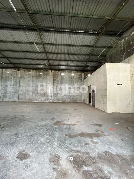 image GUDANG SERBAGUNA 585M² LOKASI STRATEGIS (2)