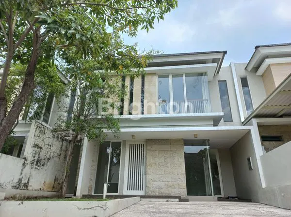 image RUMAH MINIMALIS 2LT DI CITRALAND SURABAYA (1)