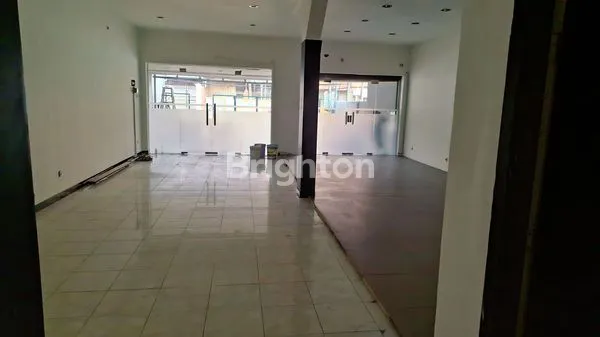 image RUMAH USAHA DI AREA KOMERSIAL JALAN KARTINI (3)