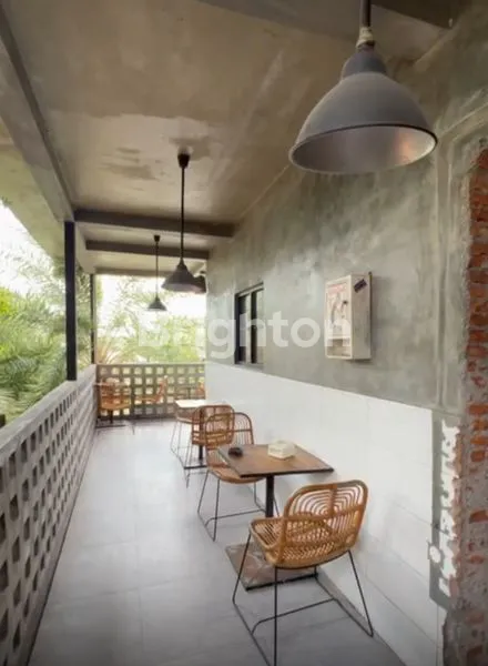 image CAFE SIAP PAKAI DI JEBRES, DEKAT UNS (5)