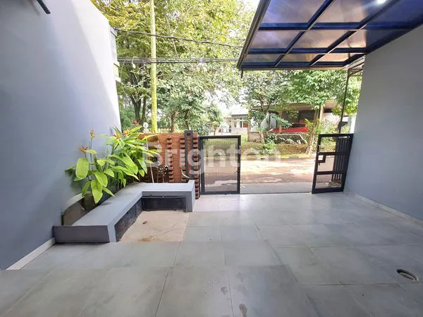 image RUMAH STRATEGIS SIAP HUNI - KENCANA LOKA BSD (3)