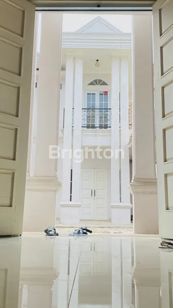 image DI JUAL RUMAH MEWAH CANTIK DI CILODONG DEPOK (2)