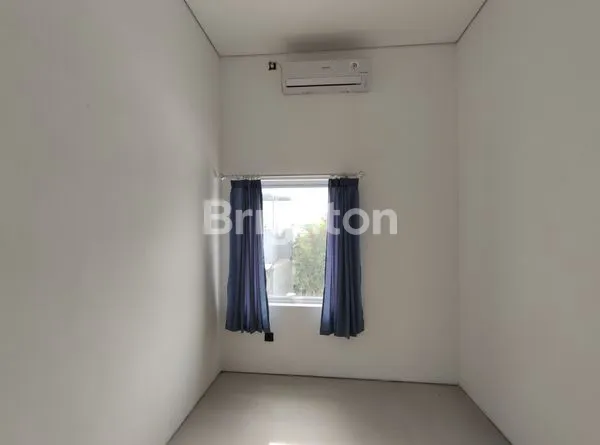 image RUMAH MINIMALIS 2 LANTAI DI PEDUNGAN (7)