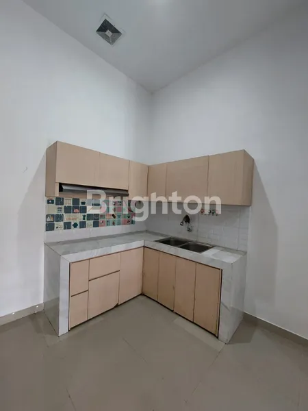 image DIJUAL / DISEWAKAN MURAH RUMAH MINIMALIS 2 LANTAI TERAWAT BAGUS SIAP HUNI BEBAS BAJIR DI PONDOK TJANDRA (7)