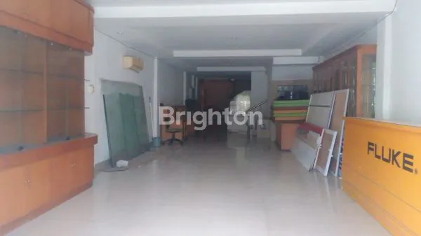 image RUKO KOMERSIL PINGGIR JALAN 3 LANTAI PLONG,  COCOK UNTUK USAHA, GREEN GARDEN, KEBON JERUK JAKARTA BARAT  (2)