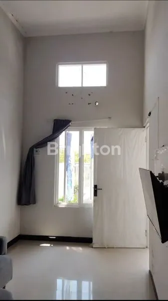 image RUMAH FURNISHED STRATEGIS DI GUNUNGANYAR (6)