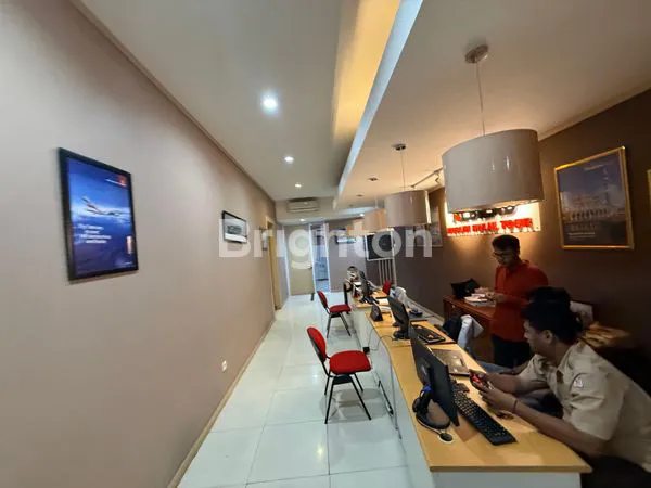 image JUAL RUMAH BAGUS STRATEGIS 5 MENIT K TOL  (6)