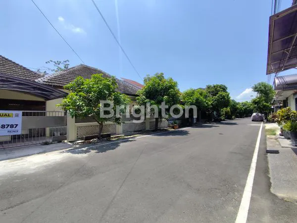 image RUMAH MADIUN LT 210M², SIAP HUNI, JALAN LEBAR (3)