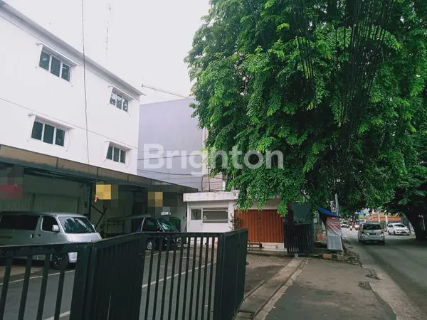 image RUKO BARU POSISI BAGUS PARKIR LUAS H NAWI DEKAT PONDOK INDAH RADIO DALAM  JAKARTA SELATAN (1)