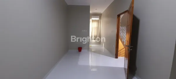 image RUMAH BARU KOMPLEK GREENVILLE 3 LANTAI DURI KEPA JAKARTA BARAT (1)