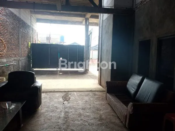 image RUMAH PINGGIR JALAN BISA UNTUK GUDANG DI TAPOS DEPOK (1)