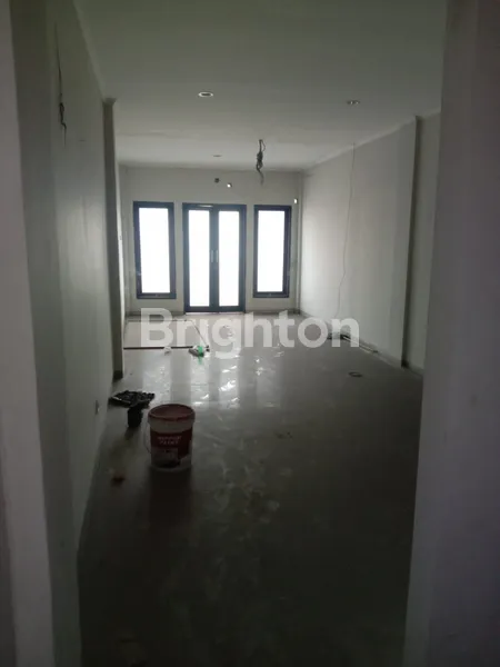 image READY DIJUAL/DISEWA! RUKO 3 LANTAI MENGHADAP JALAN RAYA DIPONEGORO, LINGKUNGAN KANTOR DEKAT 21 MALL. (6)