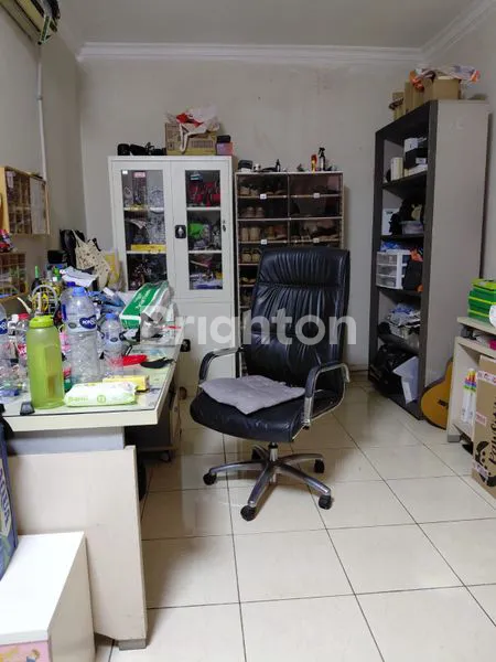 image HUNIAN STRATEGIS DEKAT LIPPO CIKARANG (13)