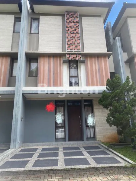 image RUMAH REGENT TOWN BSD  (1)