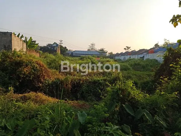 image TANAH BOLON COLOMADU DEKAT SPBU (1)
