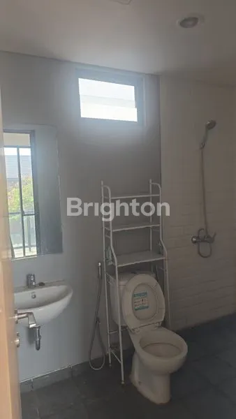 image RUMAH NYAMAN SIAP HUNI DI BOULEVARD CENDANA PEAK KARAWACI (8)