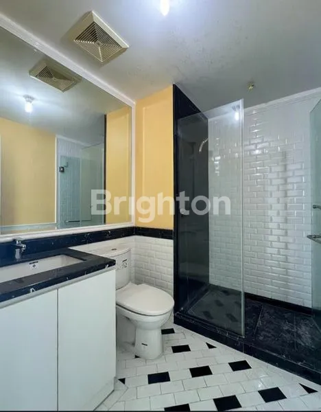 image REGATTA APARTEMEN DI PANTAI MUTIARA PLUIT JAKARTA UTARA (4)