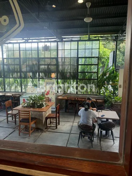 image TOKO STRATEGIS RENON TENGAH KOTA (4)