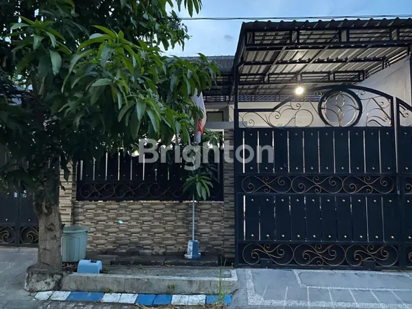 image DIJUAL RUMAH SIAP HUNI , SHM, LOKASI SANGAT STRATEGIS,  ROW JALAN LEBAR, HARGA NEGO SAMPAI DEAL,TERLETAK DI TENGAH KOTA SIDOARJO (1)