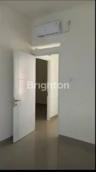 image RUMAH 2 LANTAI SIAP HUNI DI CANDI RESIDENCE JABABEKA – CLUSTER EKSKLUSIF, BEBAS BANJIR, HARGA 1,14 M NEGO (5)