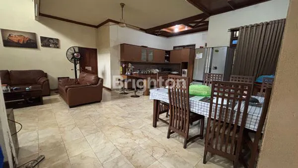 image RUMAH PREMIUM 2 LANTAI LENTENG AGUNG (5)