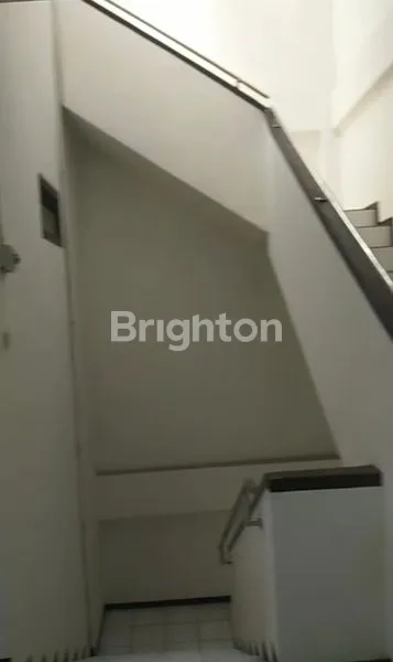 image RUKO 3 LANTAI MAIN ROAD MOH TOHA – SUPER STRATEGIS BANDUNG  JUAL CEPAT HARGA NEGO – DEKAT PT. INTI, TEGALEGA & KOMPLEK KURDI (8)