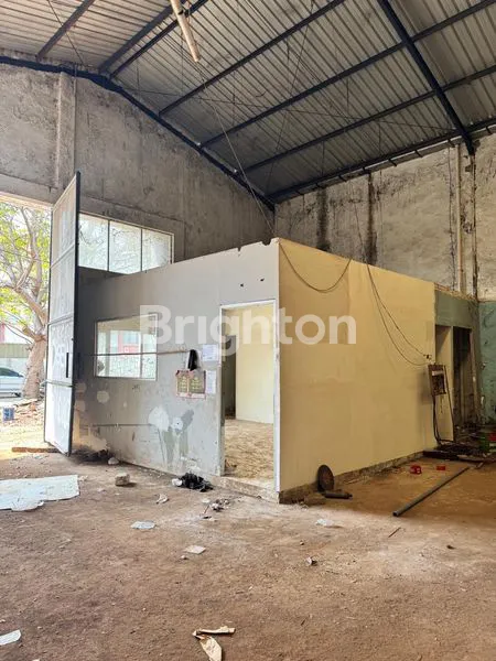 image GUDANG SAFE N LOCK SIDOARJO AKSES KONTAINER 40 FEET (3)