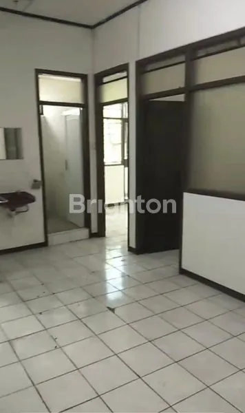 image RUKO 3 LANTAI MAIN ROAD MOH TOHA – SUPER STRATEGIS BANDUNG RUKO  HARGA NEGO – DEKAT PT. INTI, TEGALLEGA & KOMPLEK KURDI (4)