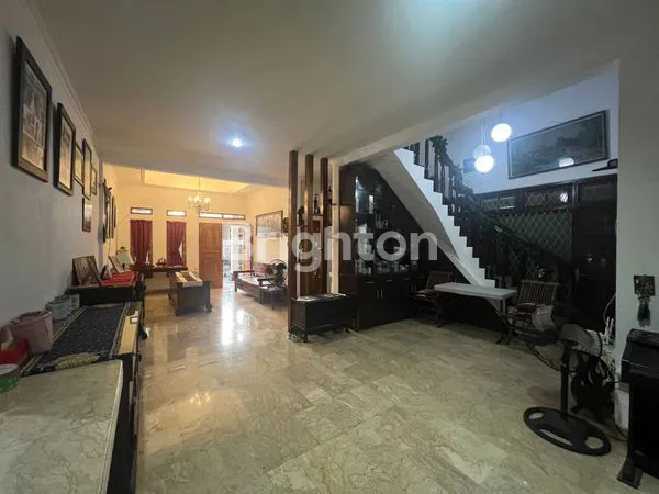 image DIJUAL RUMAH 2 LANTAI DI LARANGAN INDAH, CILEDUG, TANGERANG (3)