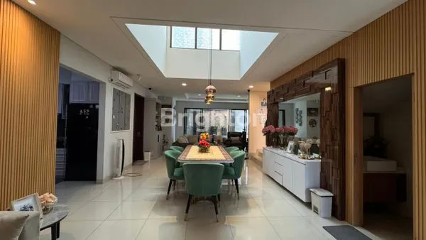 image FULL FURNISHED! RUMAH SIAP HUNI BSD LOKASI PREMIUM! (1)